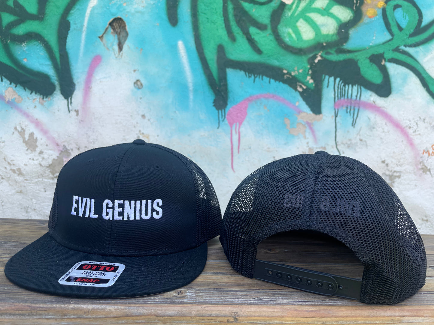 EG Black Snapback